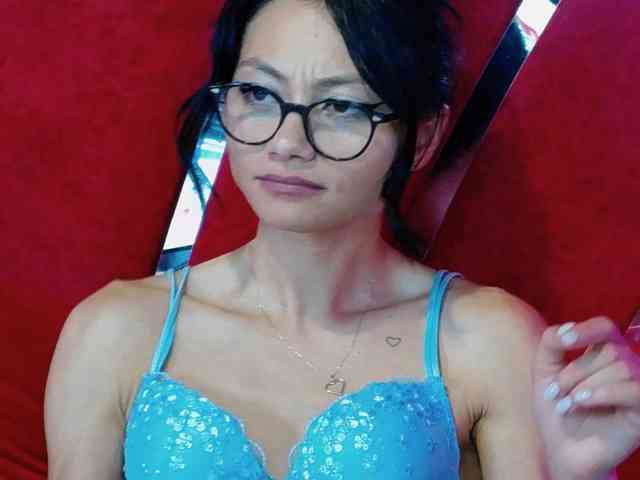 MayaLeey