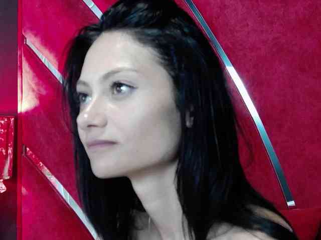 MayaLeey webcam