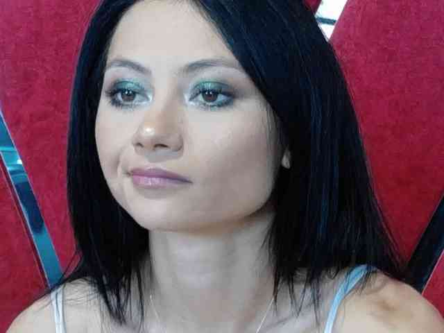 MayaLeey