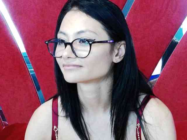MayaLeey webcam