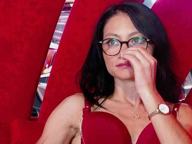 MayaLeey