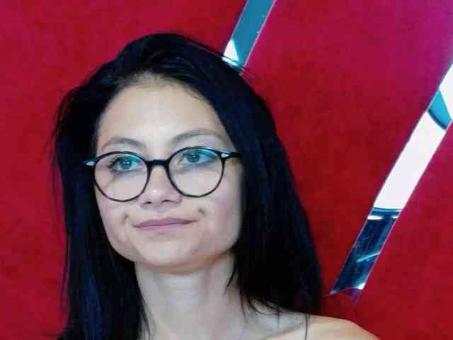 MayaLeey