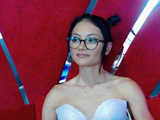 MayaLeey