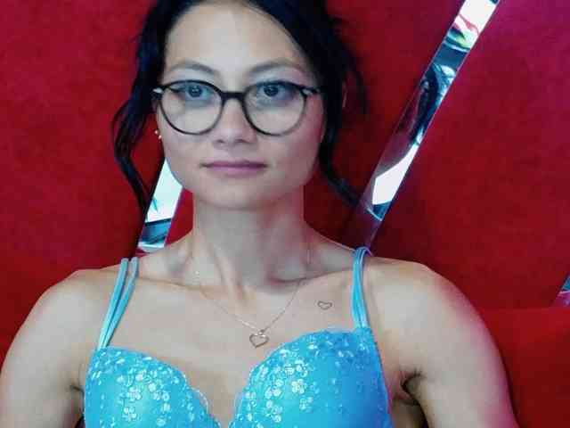 MayaLeey
