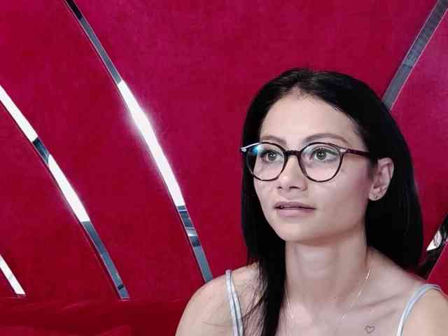 MayaLeey webcam