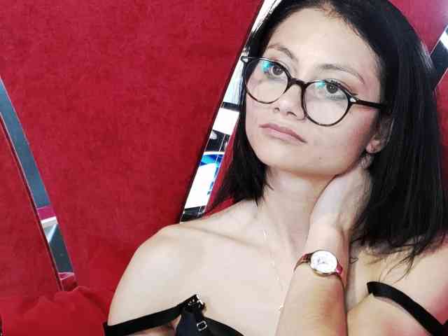 MayaLeey