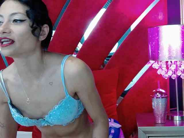 MayaLeey