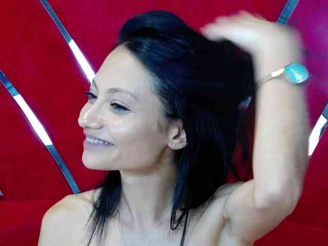 MayaLeey webcam