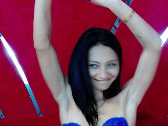 MayaLeey webcam