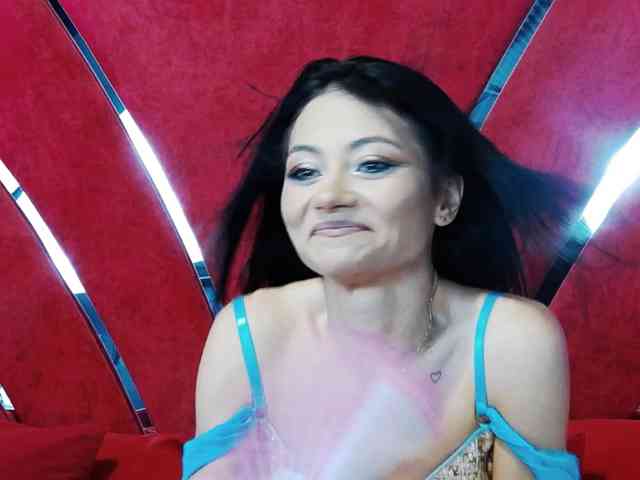 MayaLeey