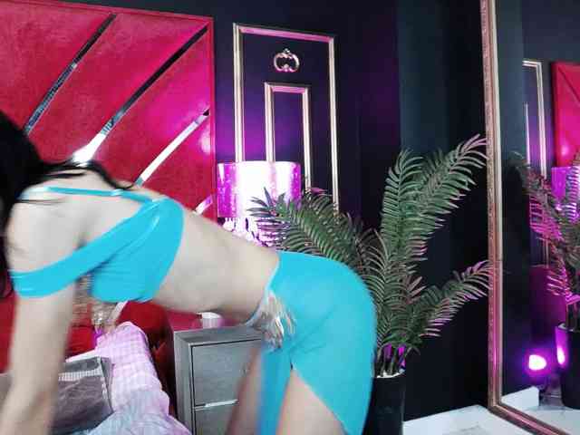 MayaLeey