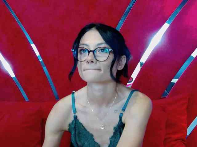 MayaLeey webcam