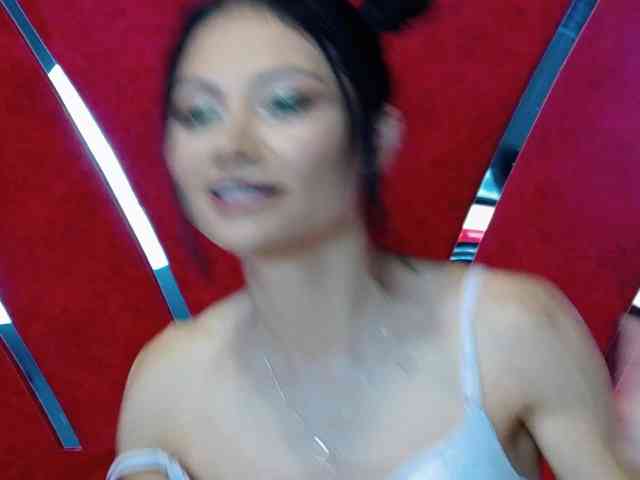 MayaLeey