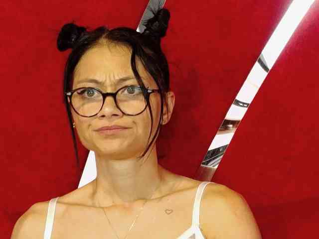 MayaLeey