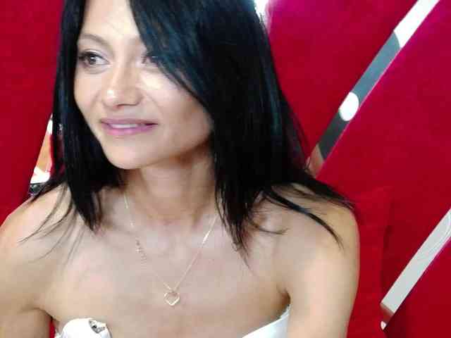 MayaLeey webcam