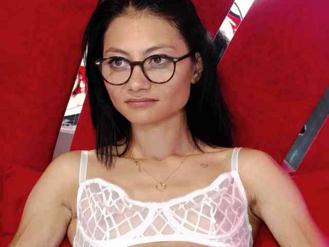 MayaLeey