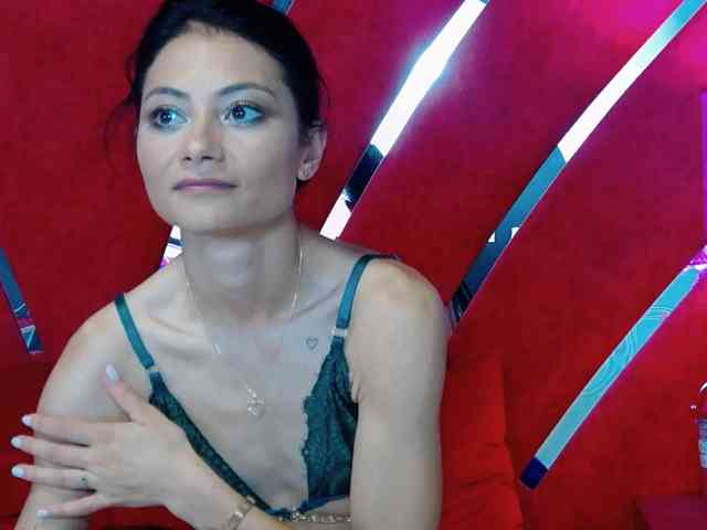 MayaLeey