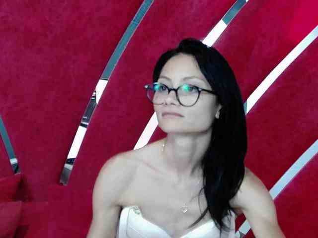 MayaLeey webcam