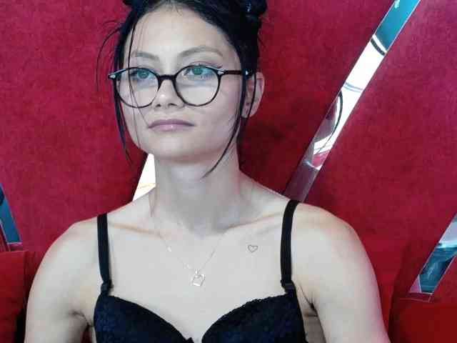MayaLeey