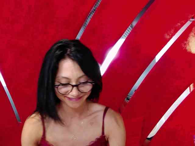 MayaLeey webcam
