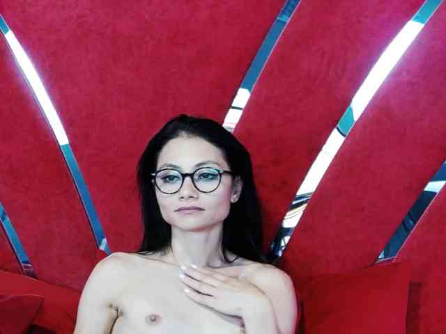 MayaLeey