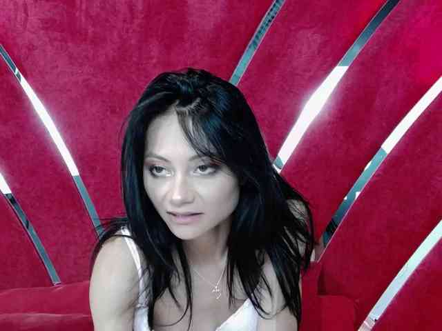 MayaLeey webcam