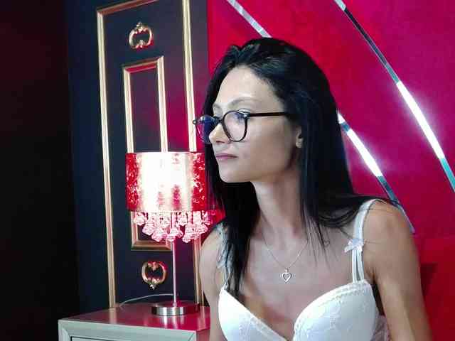 MayaLeey webcam