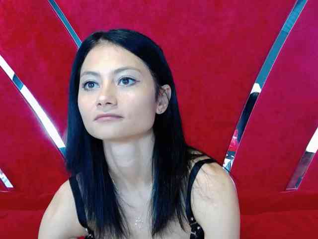 MayaLeey