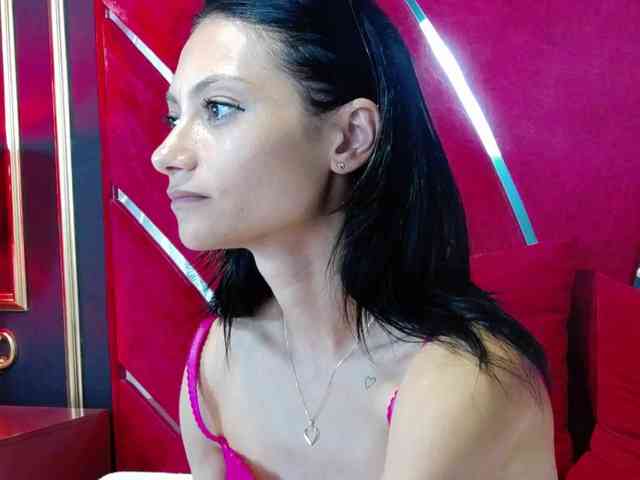 MayaLeey webcam