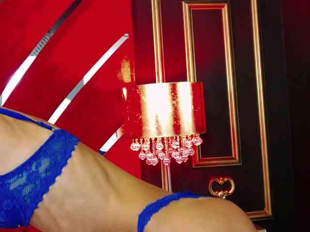 MayaLeey webcam