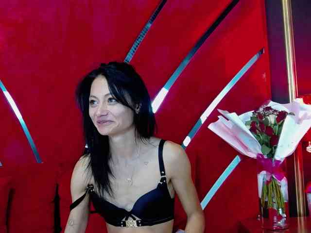 MayaLeey