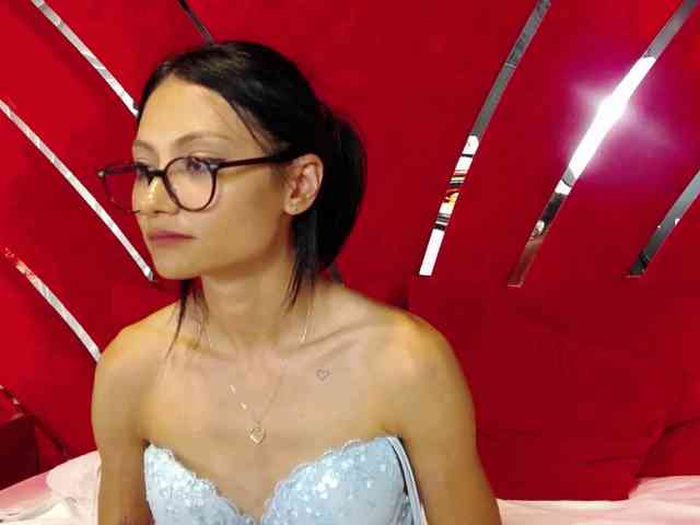 MayaLeey webcam