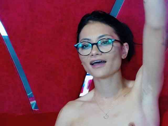 MayaLeey