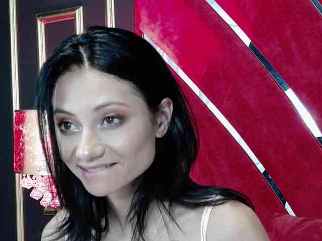 MayaLeey Live Webcam on BongaCams
