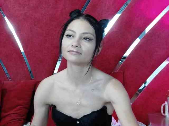 MayaLeey