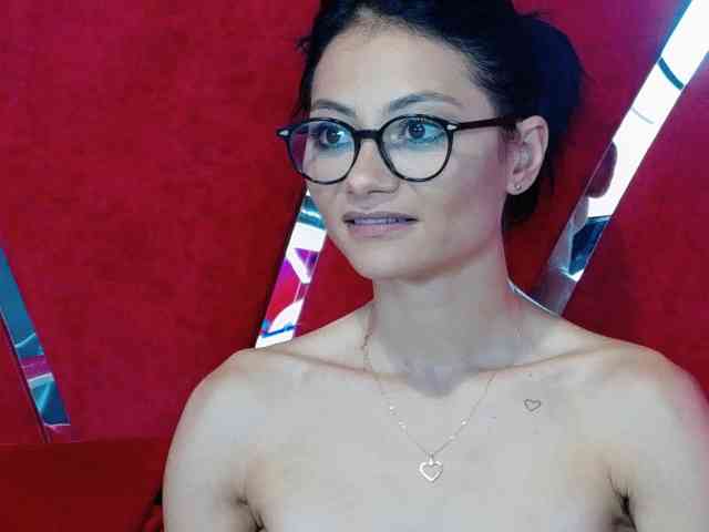 MayaLeey