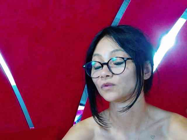 MayaLeey webcam