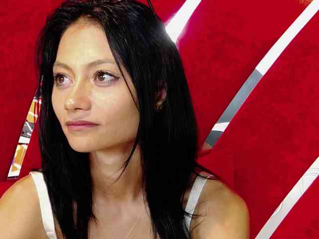 MayaLeey webcam