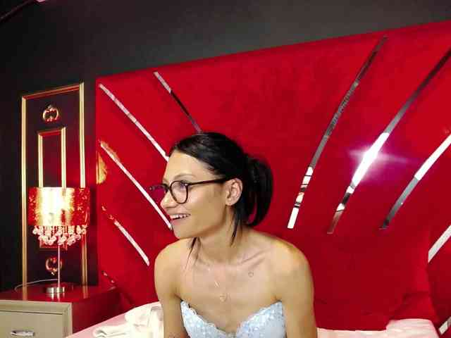 MayaLeey webcam