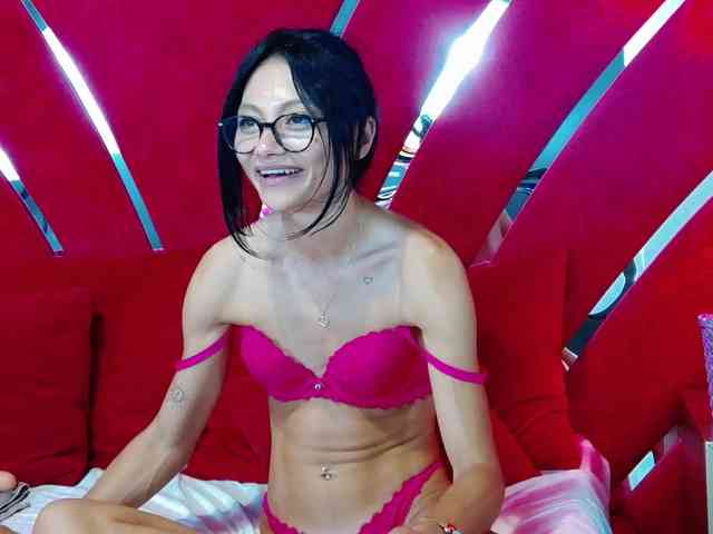 MayaLeey