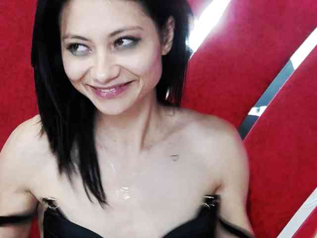 MayaLeey