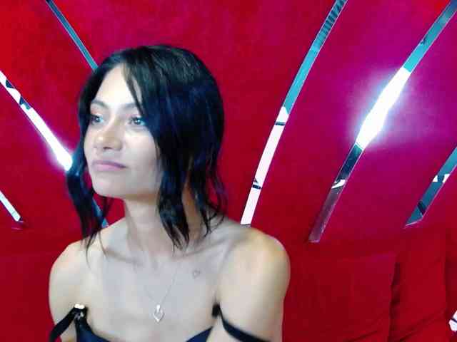 MayaLeey webcam