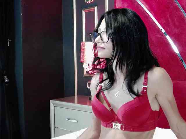 MayaLeey webcam