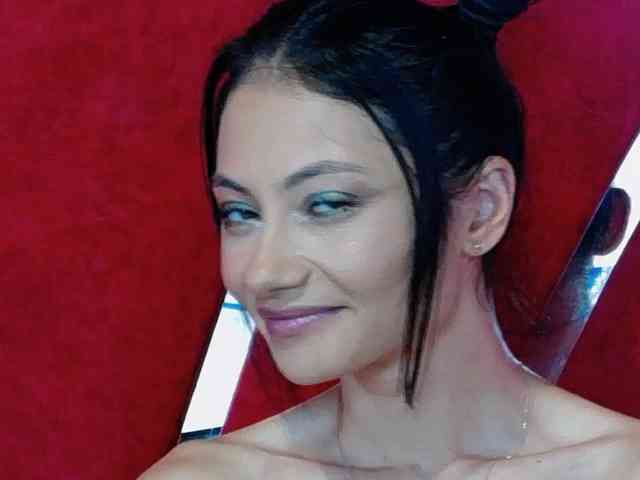 MayaLeey