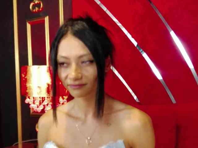 MayaLeey webcam