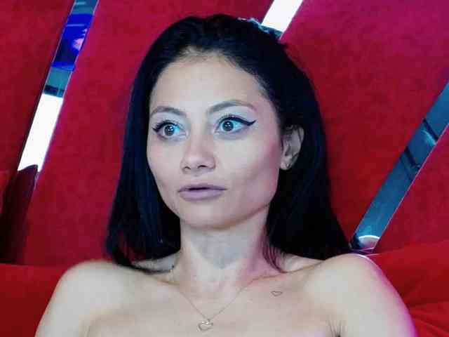 MayaLeey