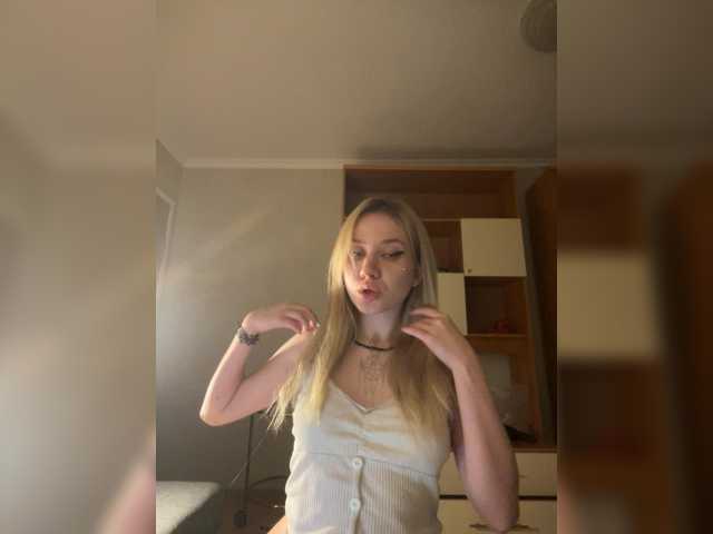 lilfawn live cam on BongaCams