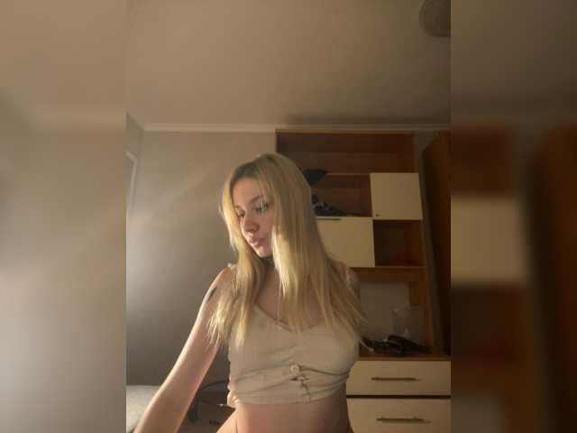 lilfawn live cam on BongaCams
