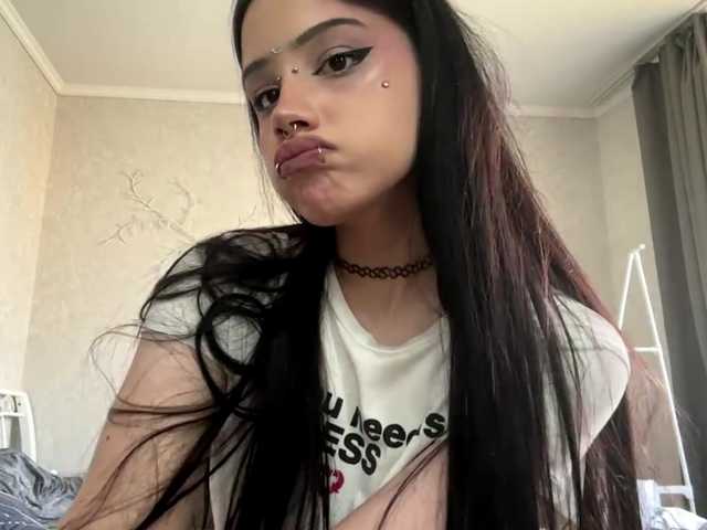 ArlaReily live cam on BongaCams