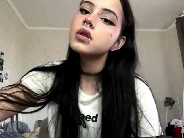 Model: ArlaReily